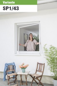 Insektenschutz-Spannrahmen SP1/43 für  flächenversetzte Kunststofffenster mit seitlich sehr eng anliegenden Rollladenführungsschienen